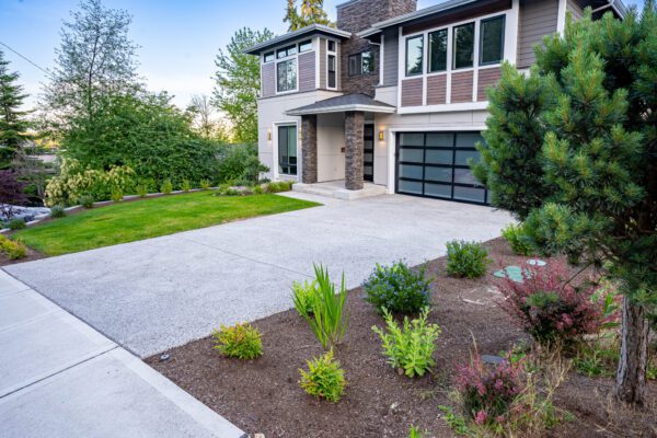 drive way landscaping ideas